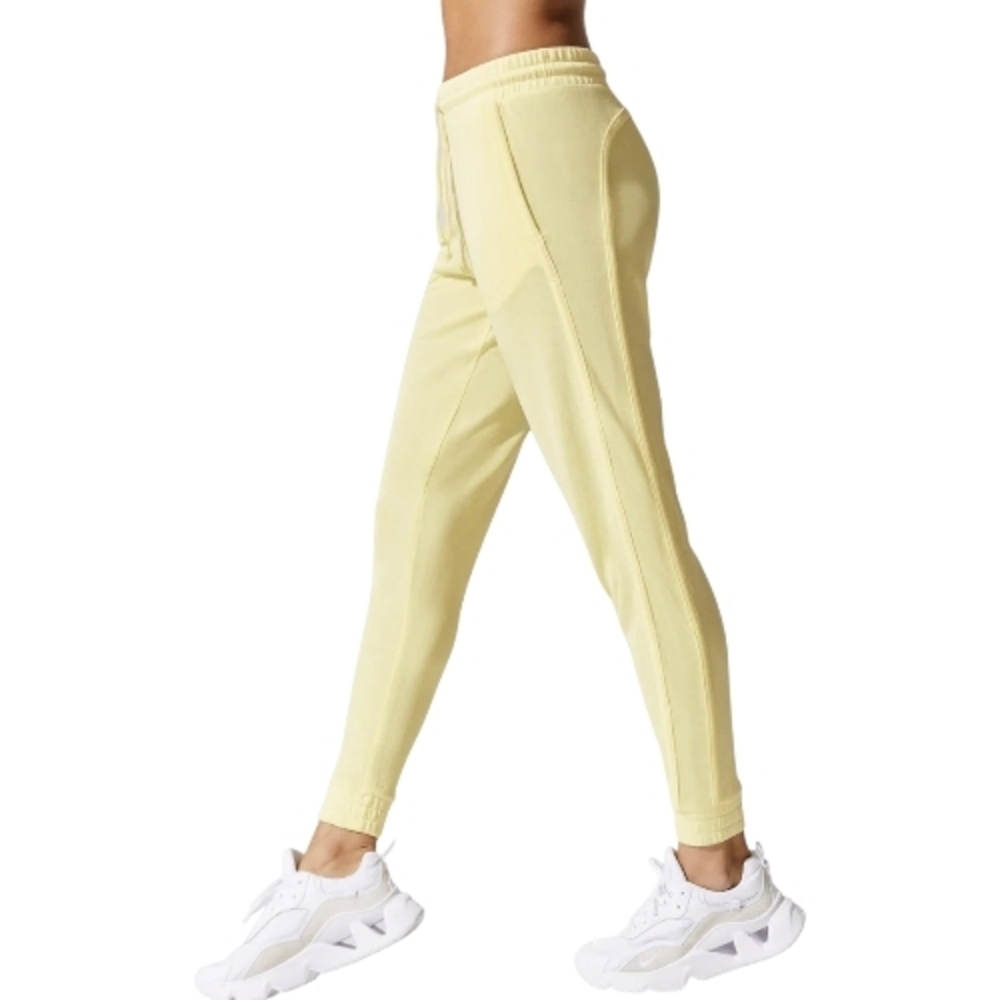 Free People NWT Back Into It Jogger in Starfruit Size Medium Retail $88 - Picture 1 of 10